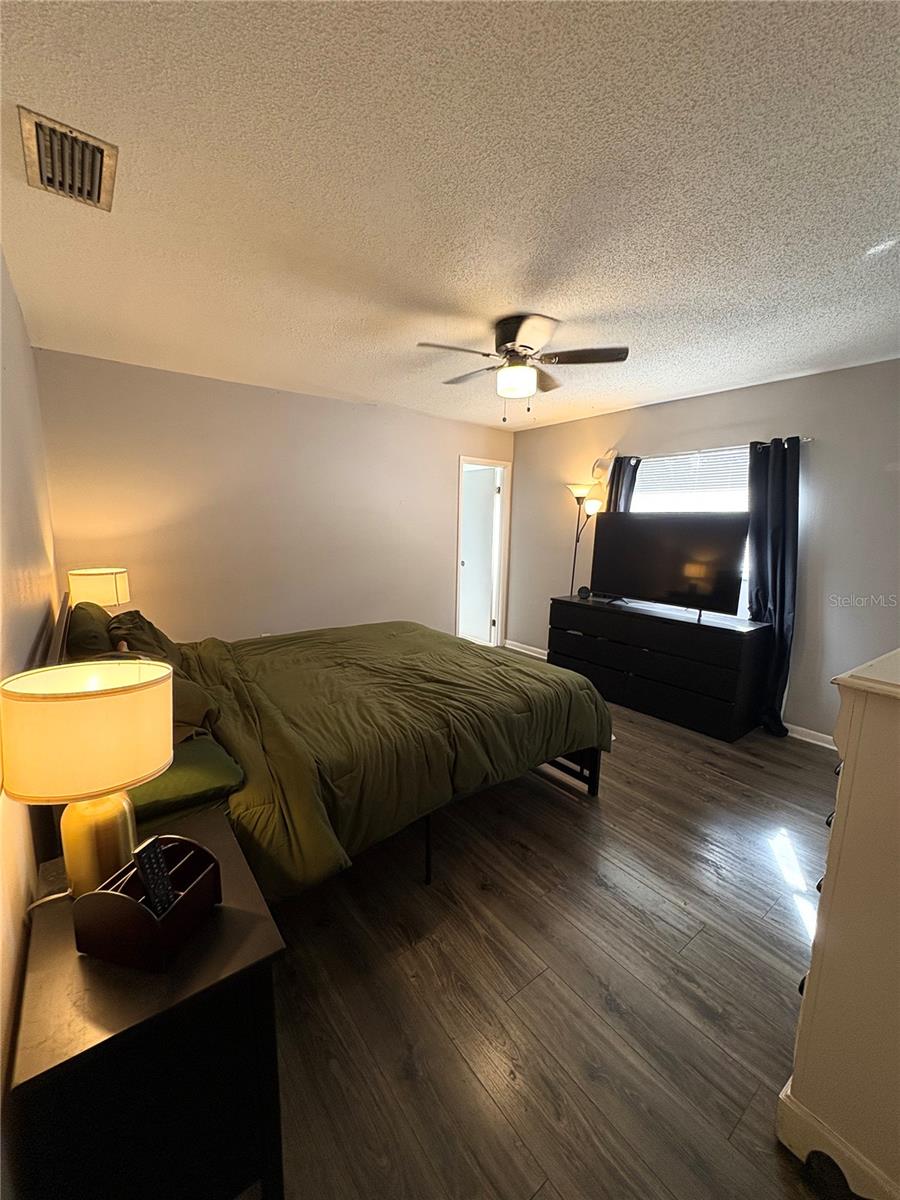 1622 SAINT JAMES AVE