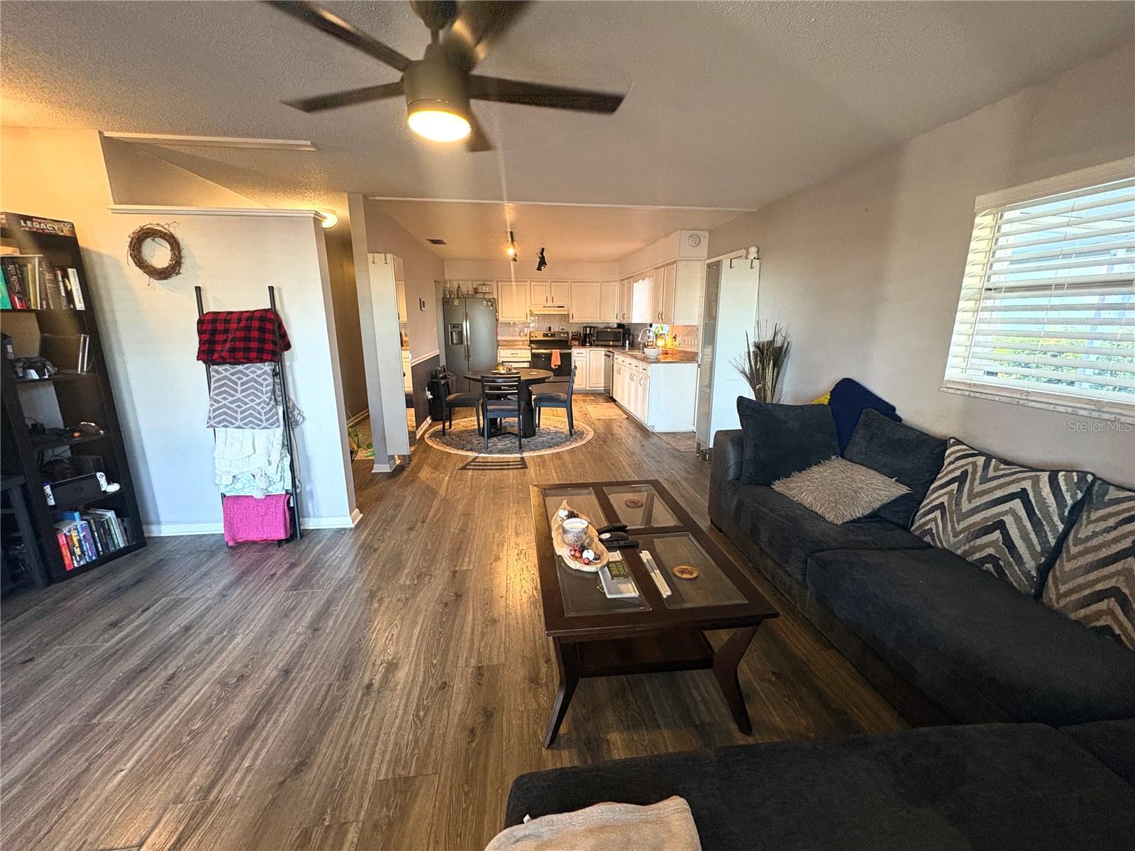 1622 SAINT JAMES AVE