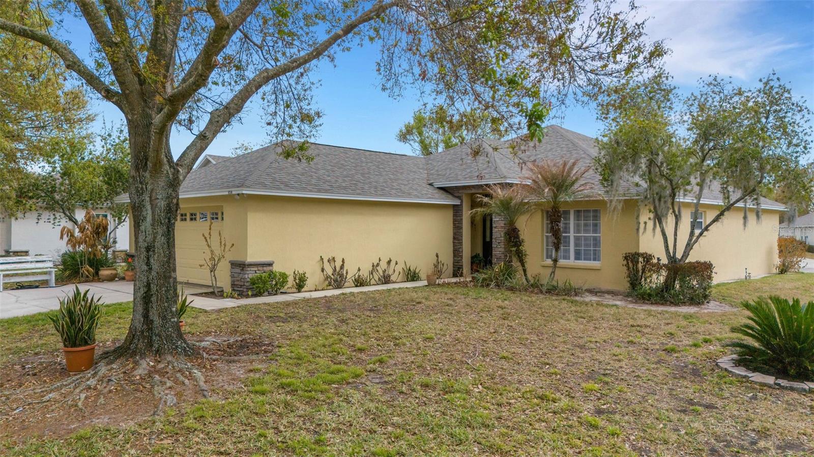 654 LAKE CLARK PL