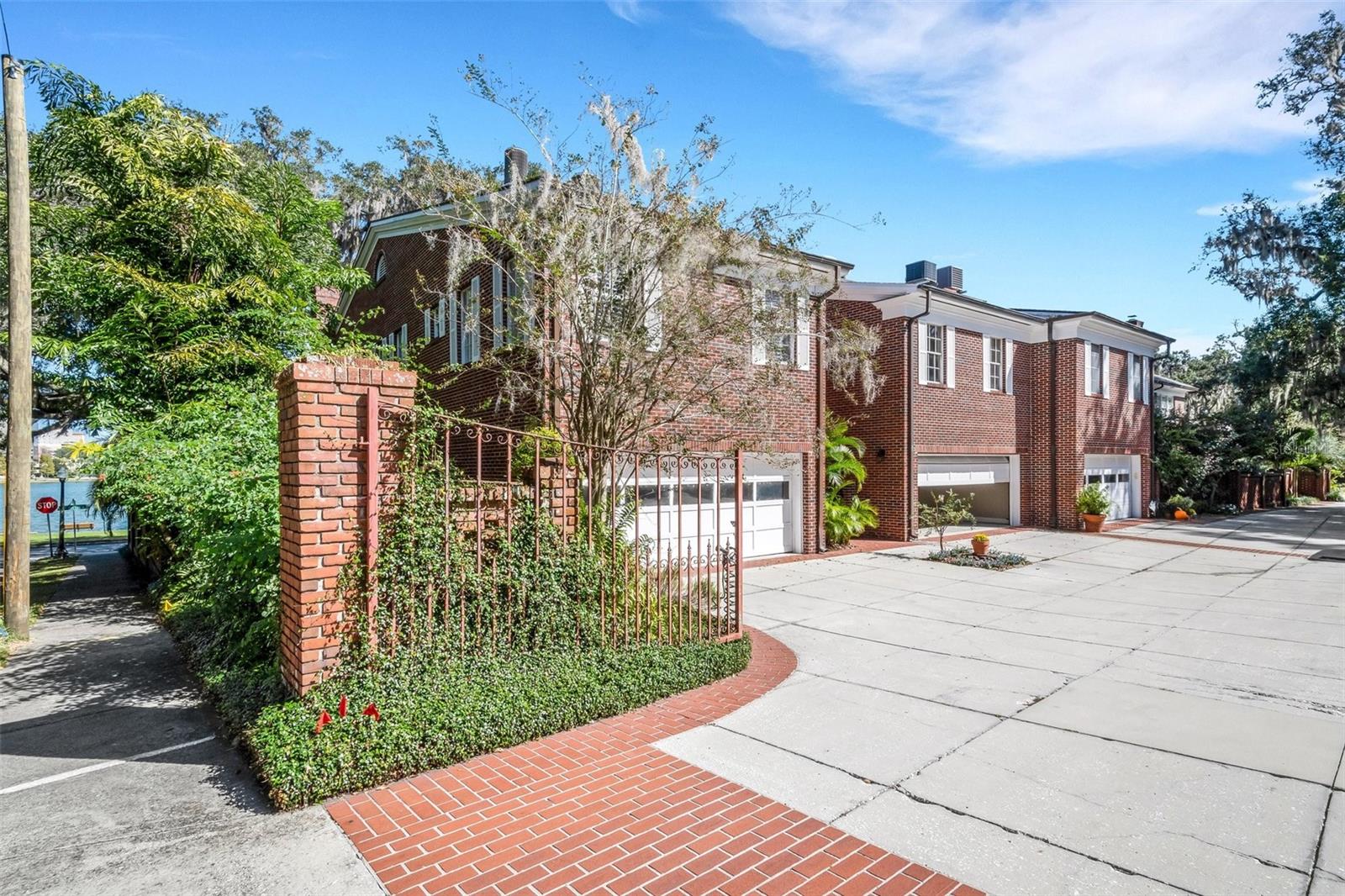 155 LAKE MORTON DR #1