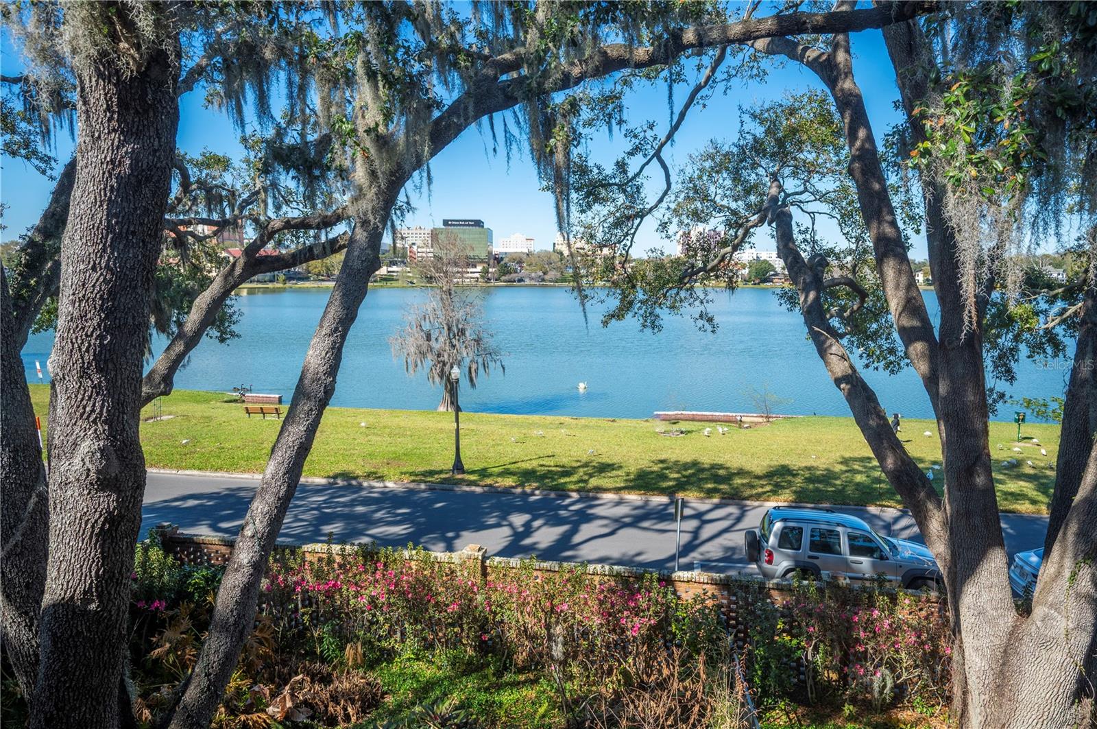 155 LAKE MORTON DR #1