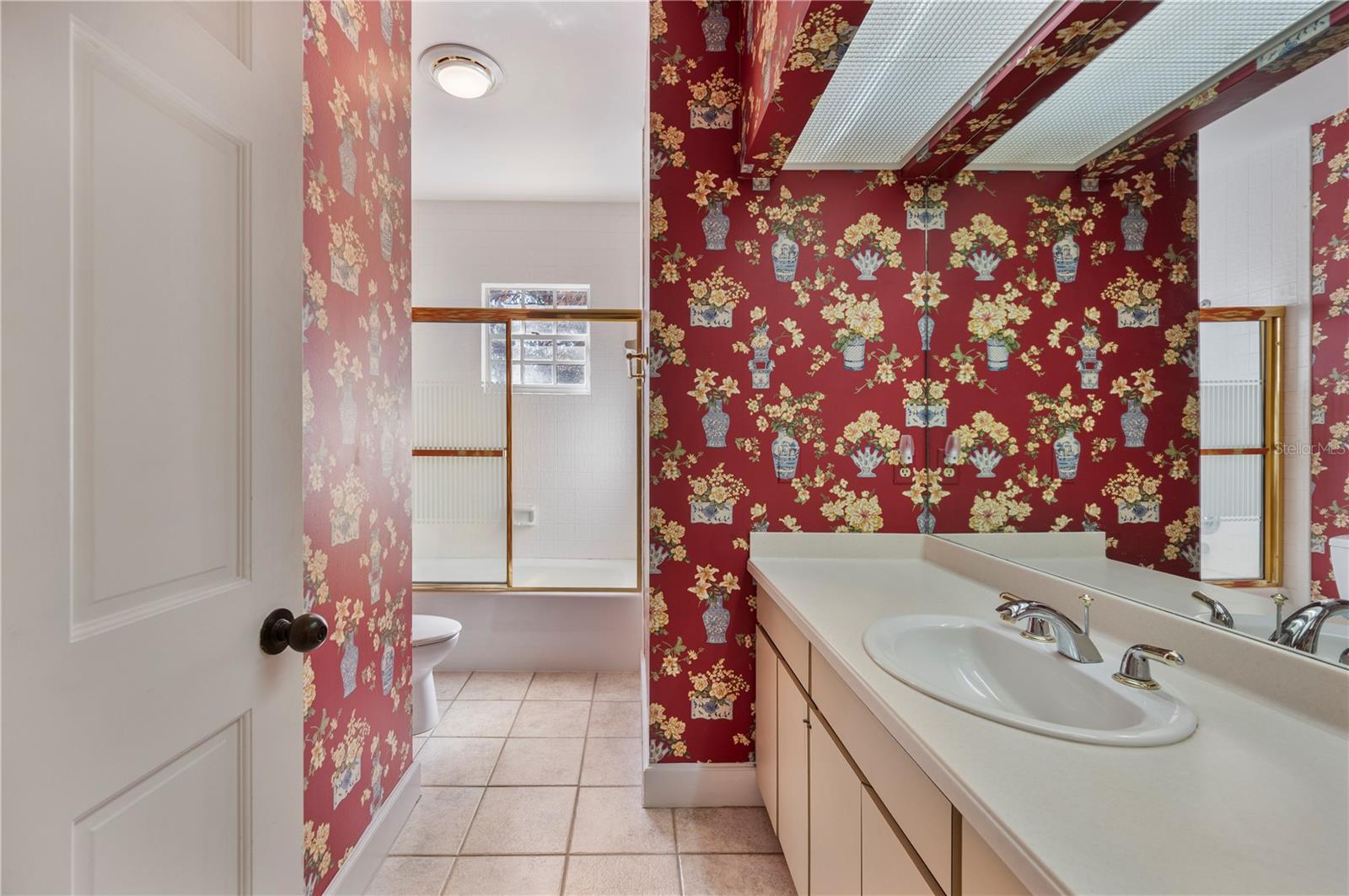 155 LAKE MORTON DR #1