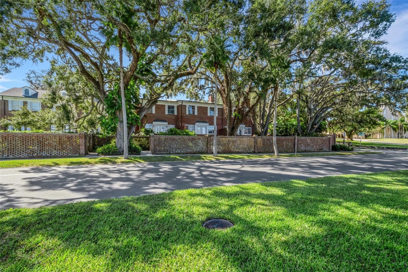 155 LAKE MORTON DR #1