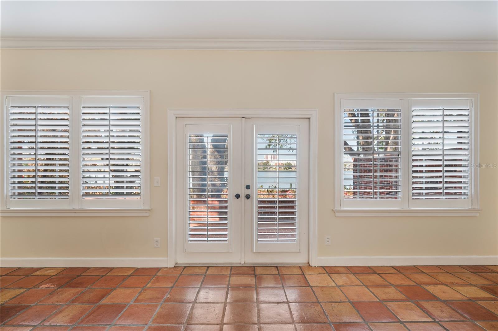 155 LAKE MORTON DR #1