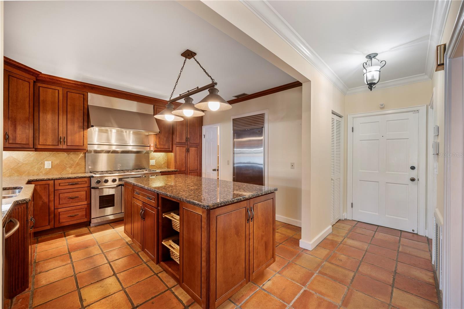 155 LAKE MORTON DR #1