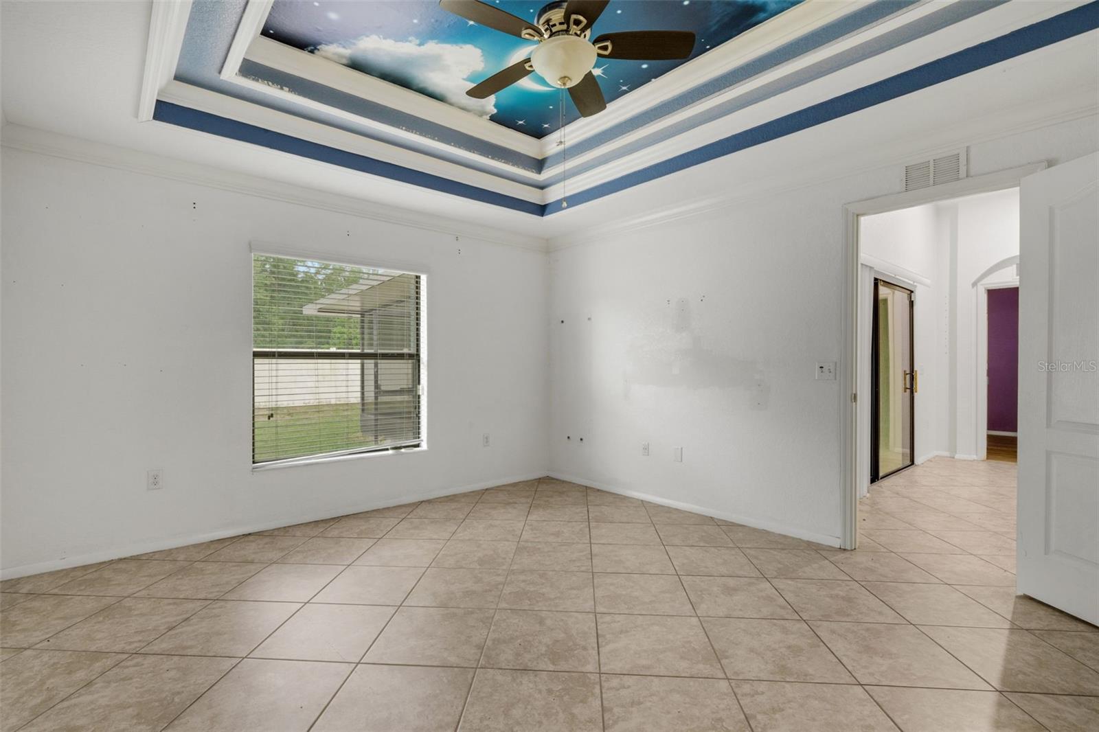 1712 CHARMI DR