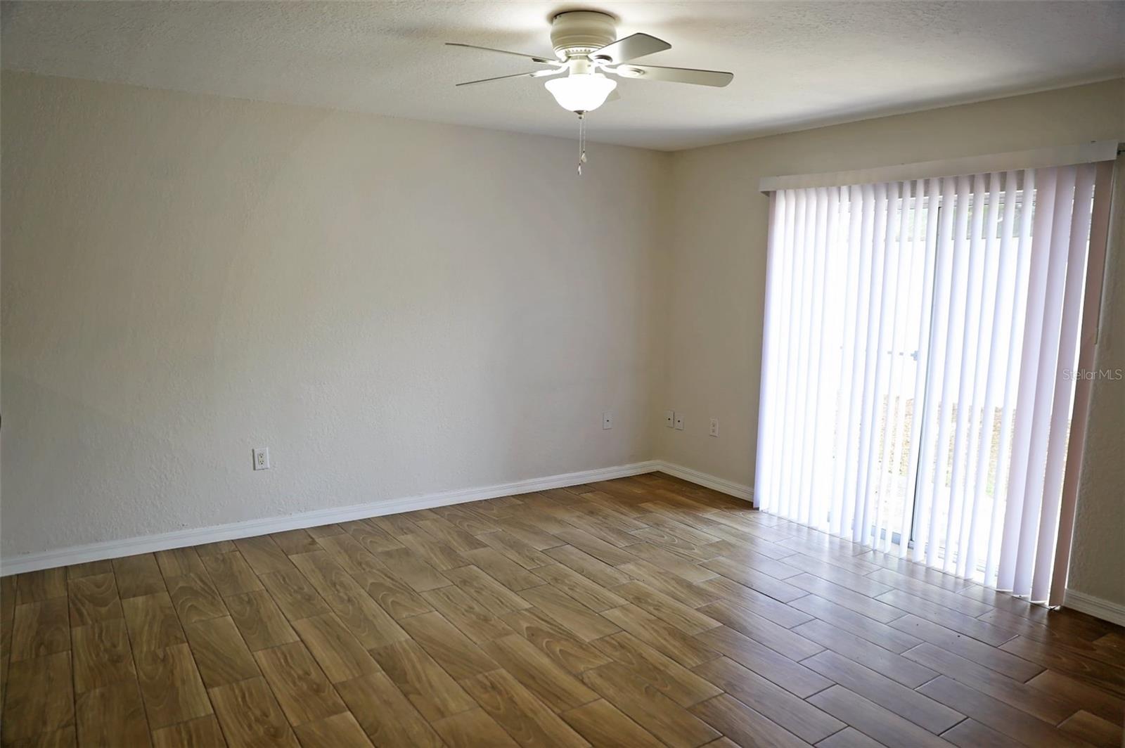 210 S ORANGE AVE