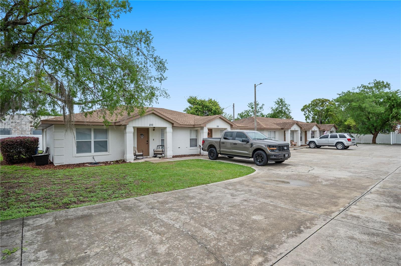 210 S ORANGE AVE