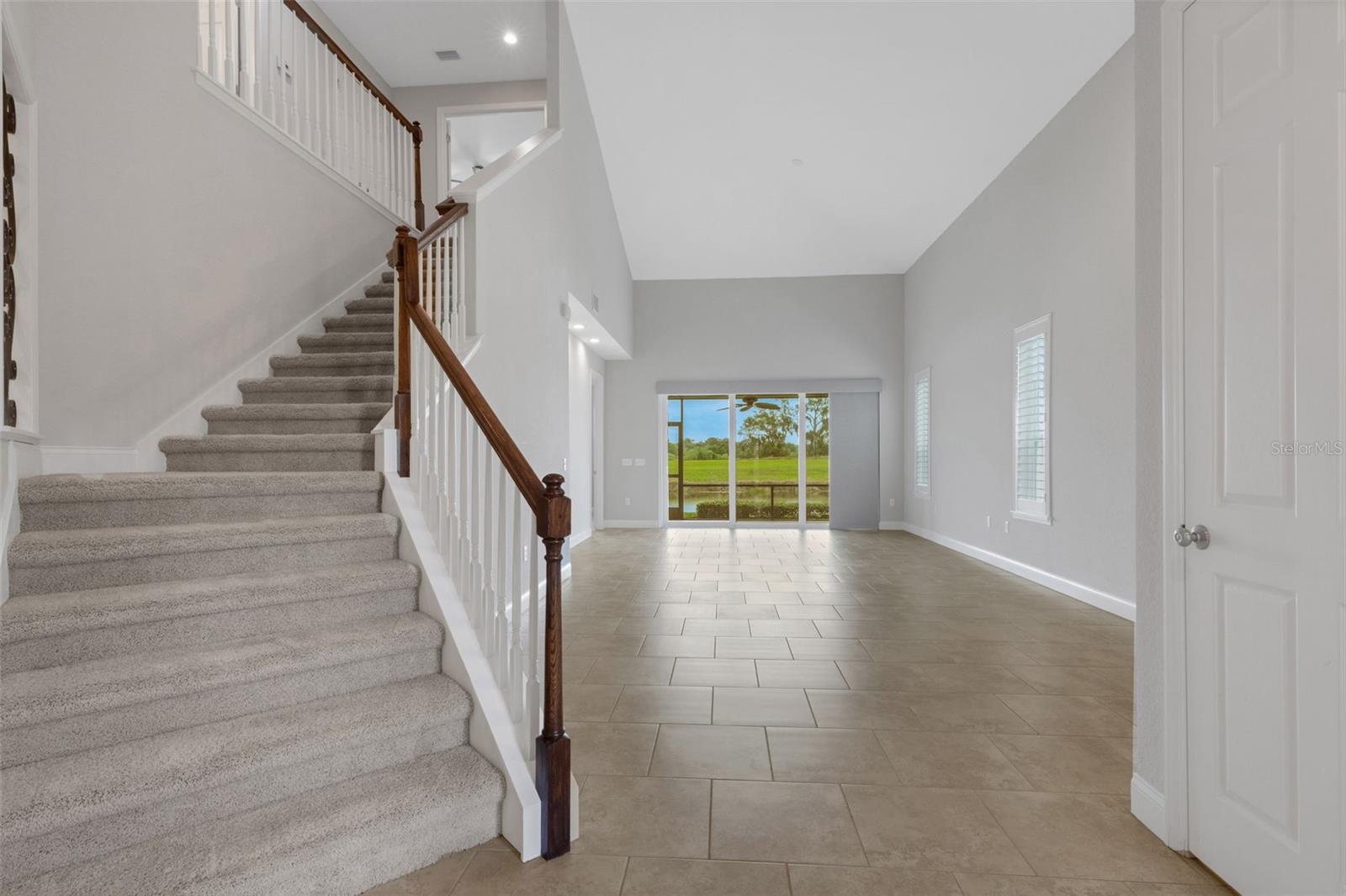 2928 MISSION LAKES DR