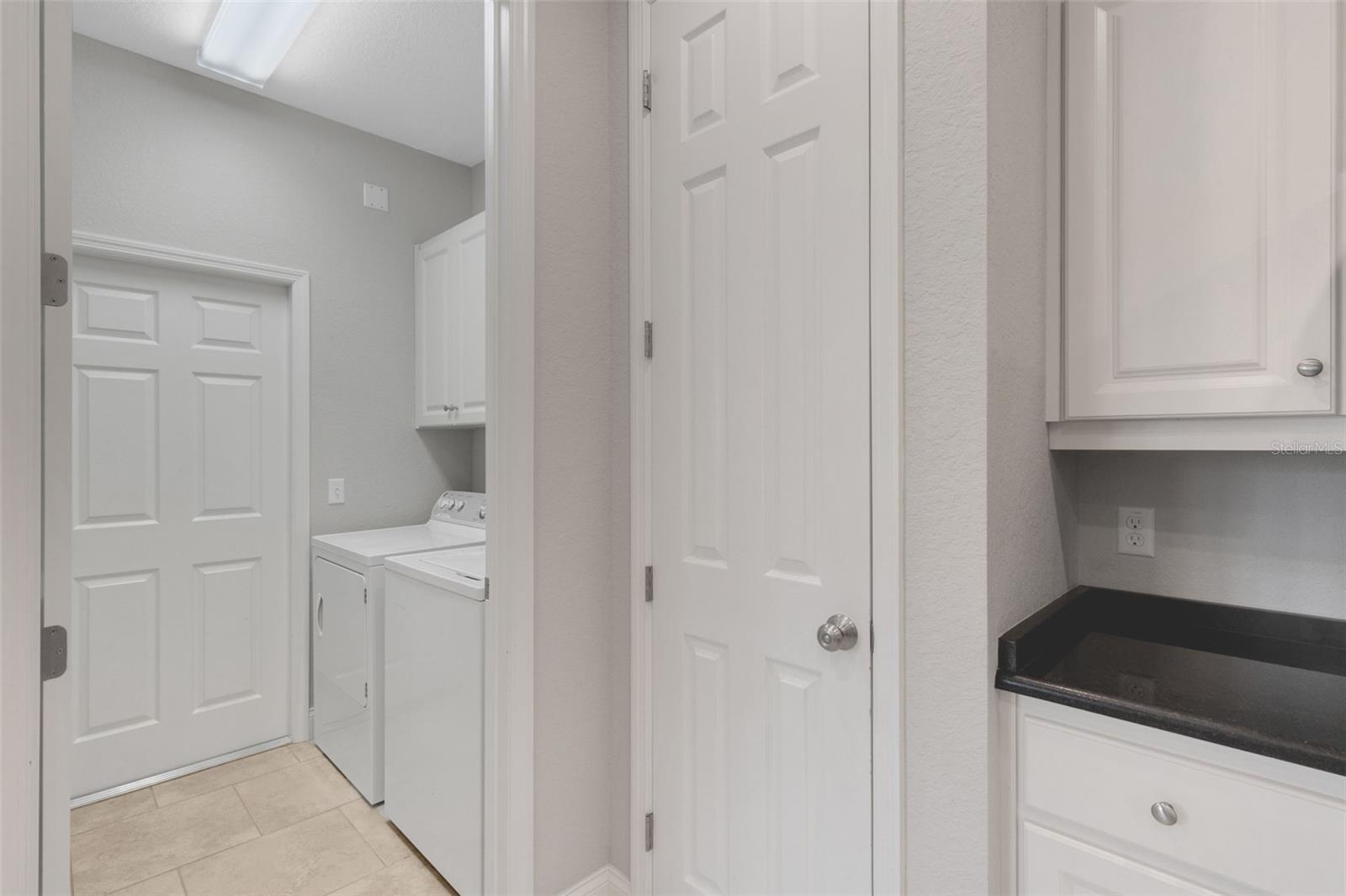 2928 MISSION LAKES DR