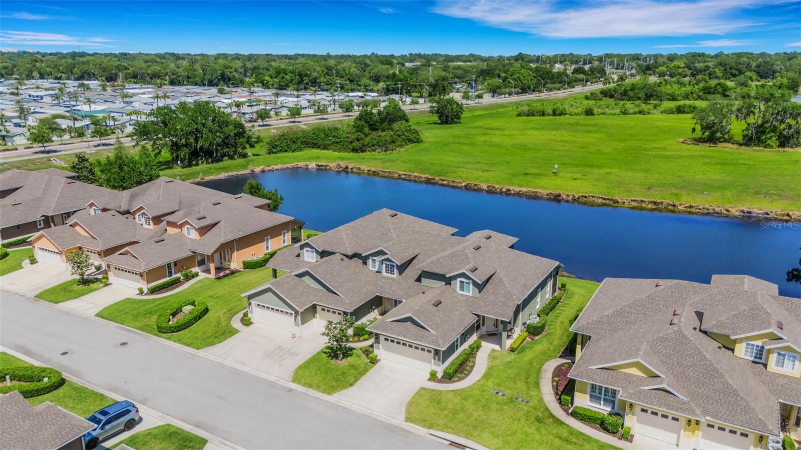 2928 MISSION LAKES DR
