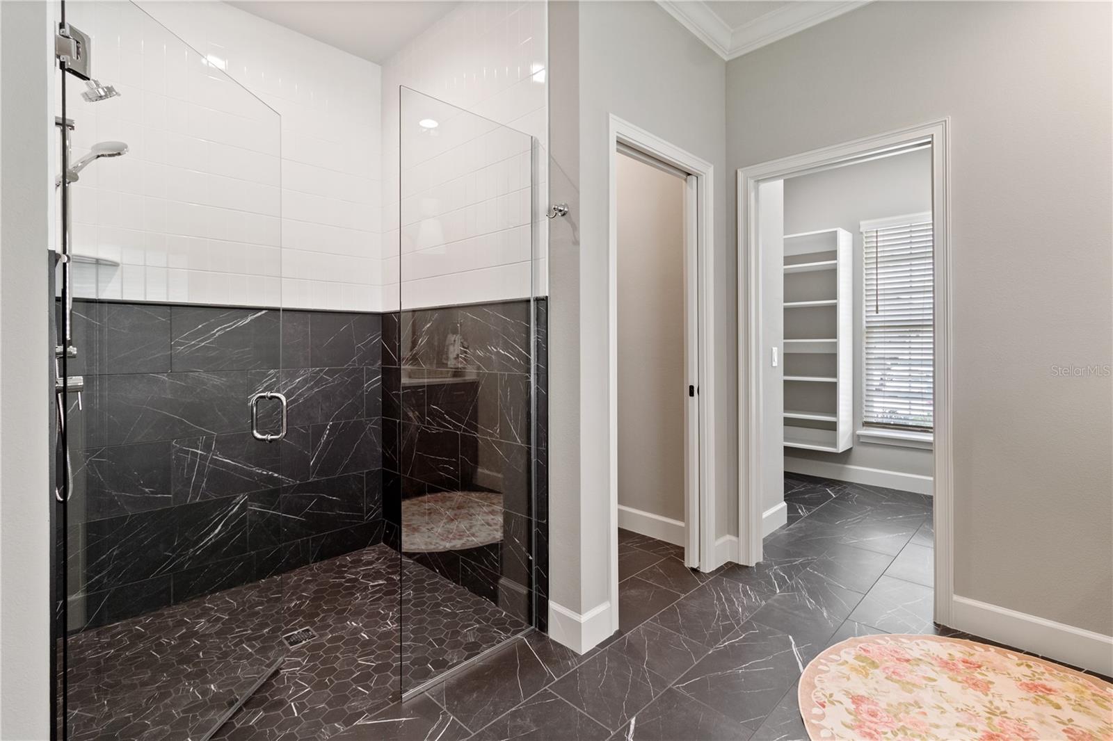 2229 COACHMAN LOOP