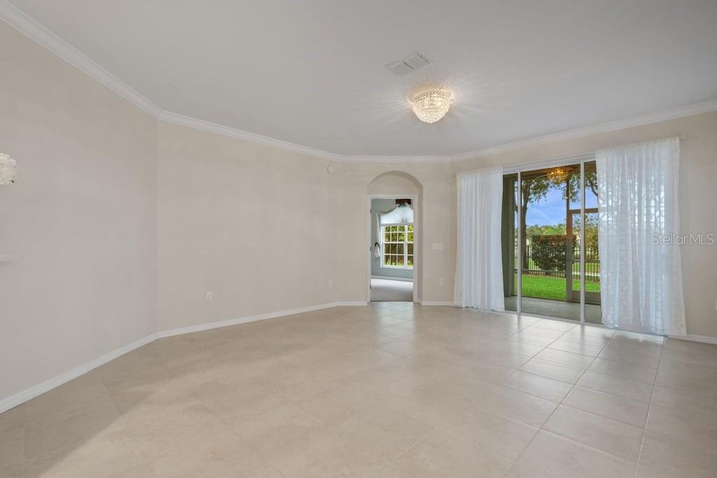 684 GRASSLANDS VILLAGE CIR