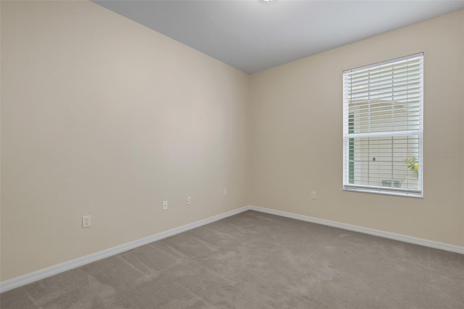 684 GRASSLANDS VILLAGE CIR