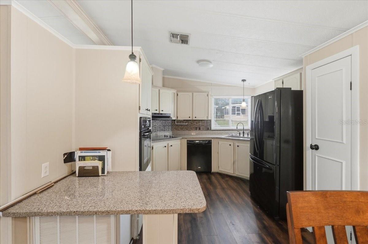 1603 FOXWAY DR