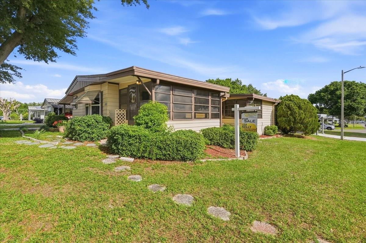 1603 FOXWAY DR