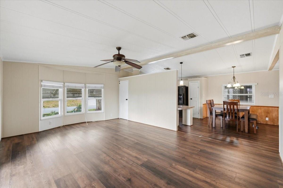 1603 FOXWAY DR