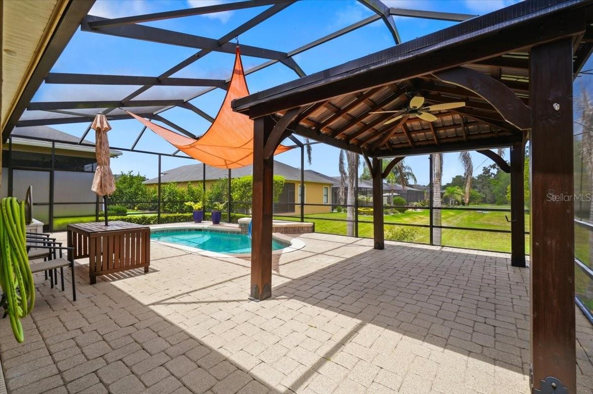 912 CHRISTINA CHASE LN