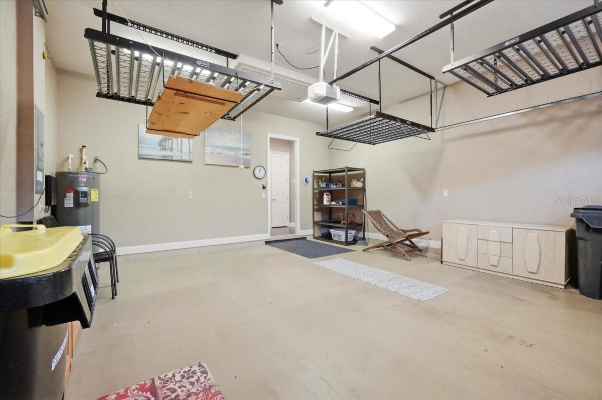 912 CHRISTINA CHASE LN