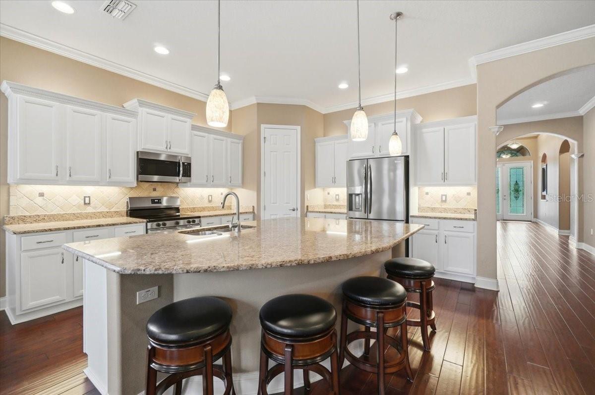 912 CHRISTINA CHASE LN