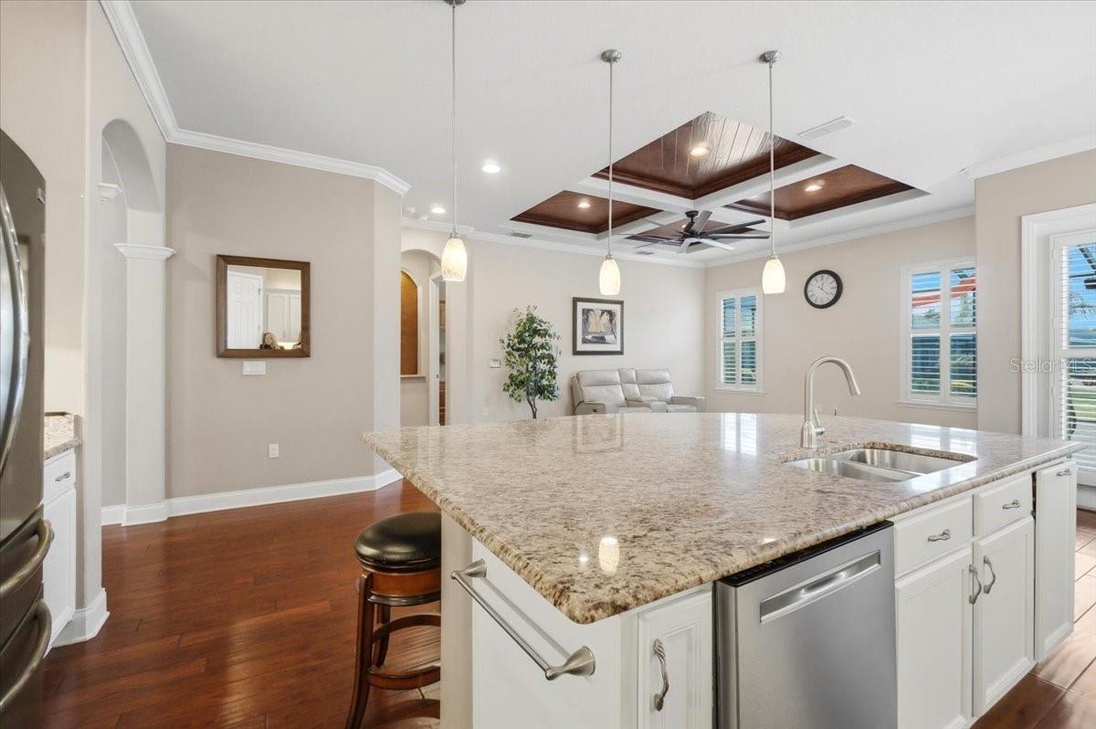 912 CHRISTINA CHASE LN