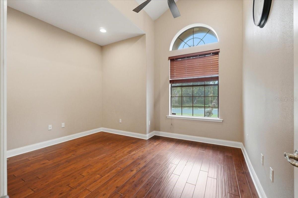 912 CHRISTINA CHASE LN