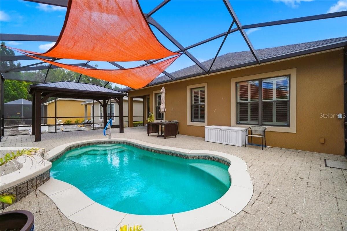 912 CHRISTINA CHASE LN