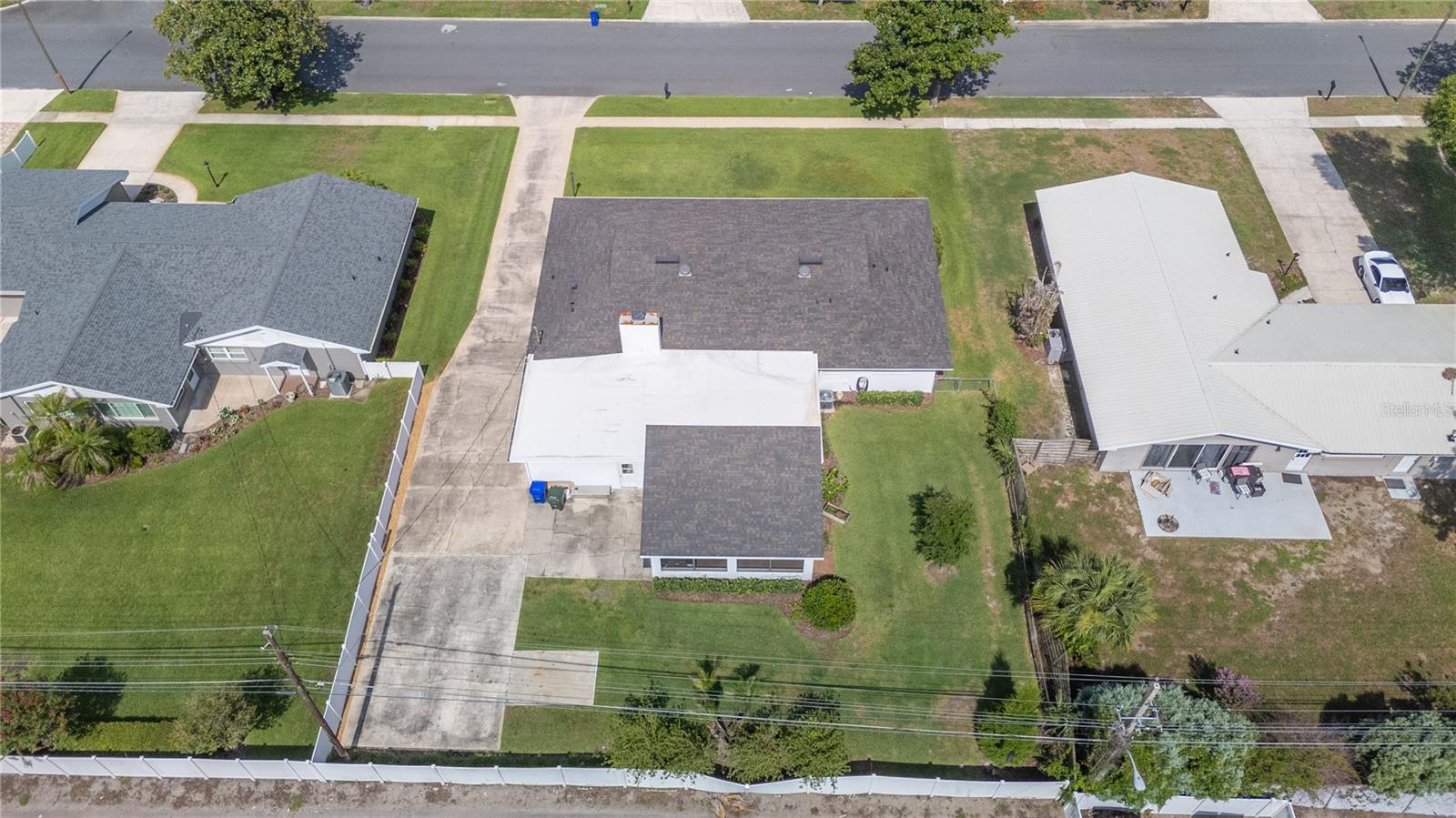 1211 HUNT AVE