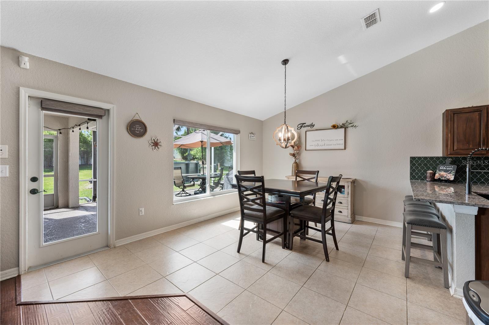 2752 HIGHLANDS CREEK DR