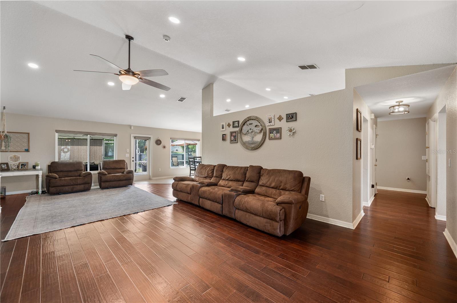 2752 HIGHLANDS CREEK DR