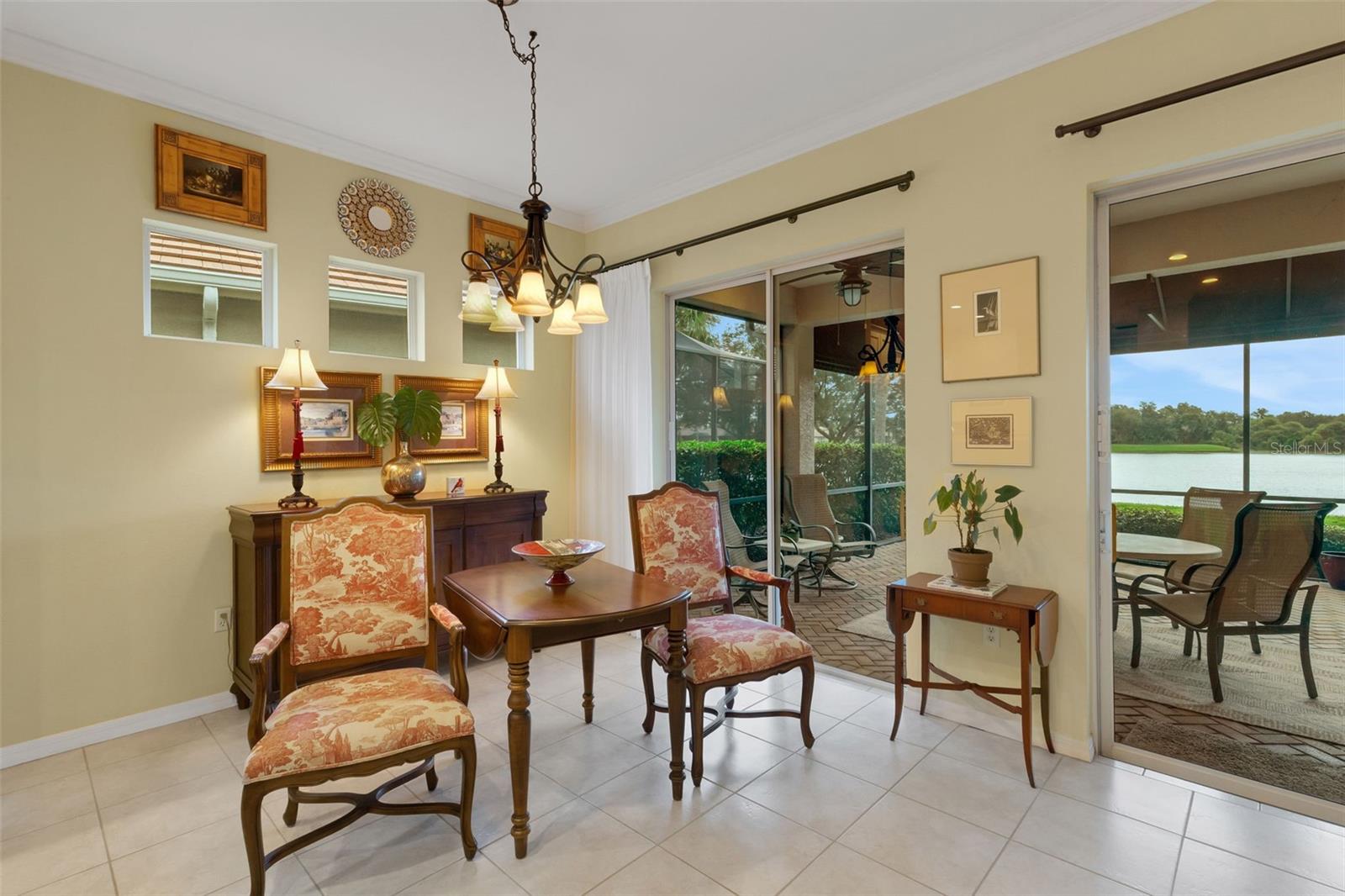 2530 LAUREL GLEN DR