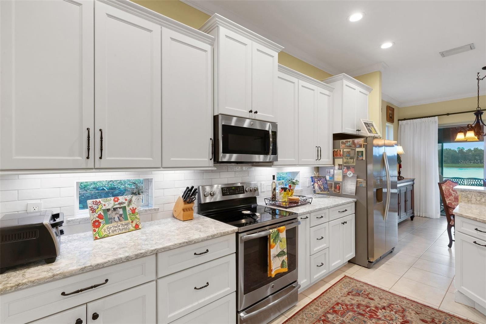 2530 LAUREL GLEN DR