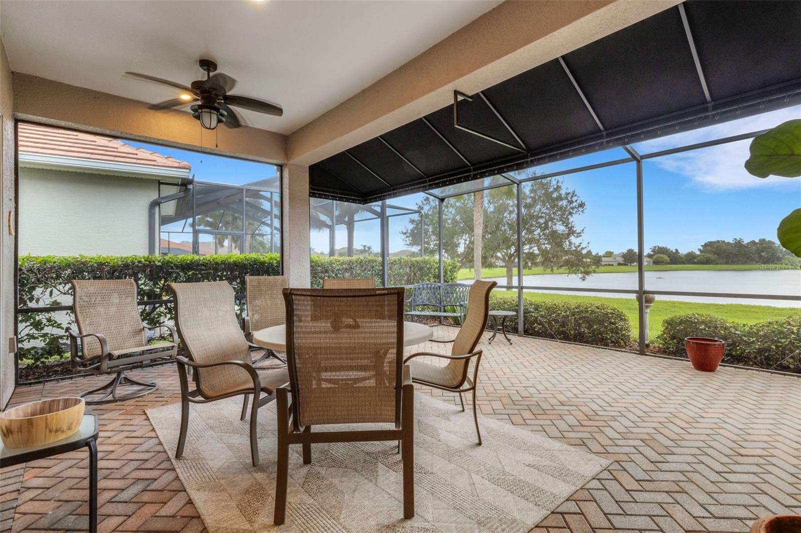 2530 LAUREL GLEN DR