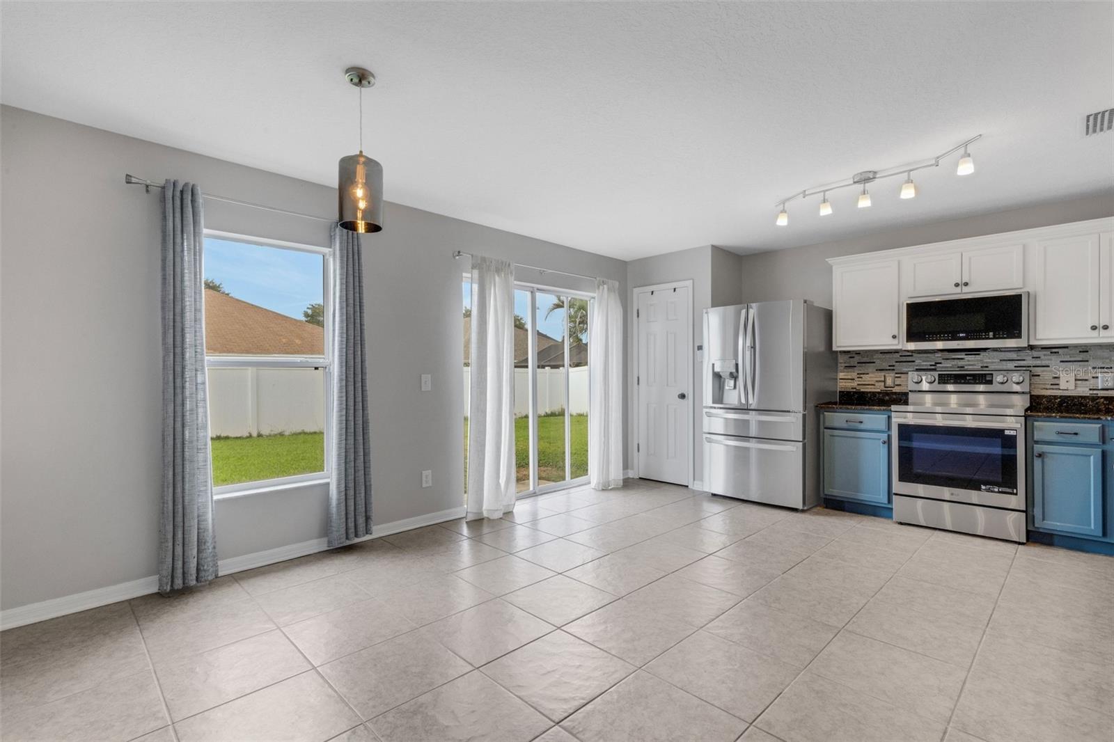 11136 GOLDEN SILENCE DR