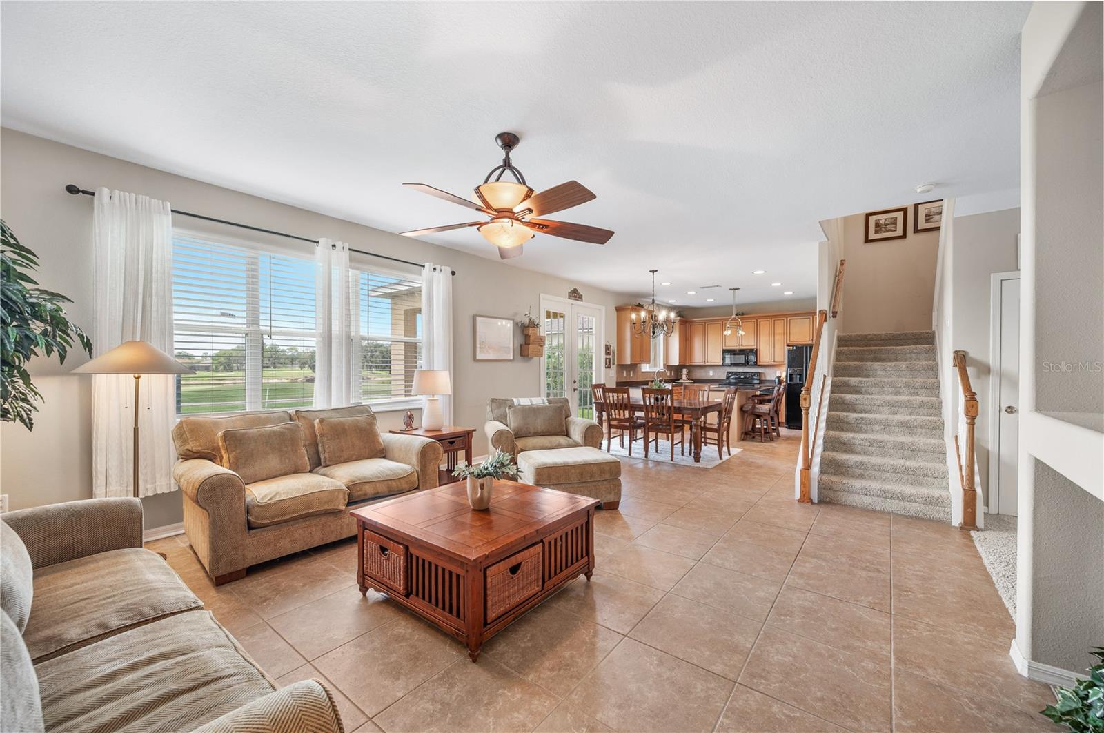6937 LAKE EAGLEBROOKE DR
