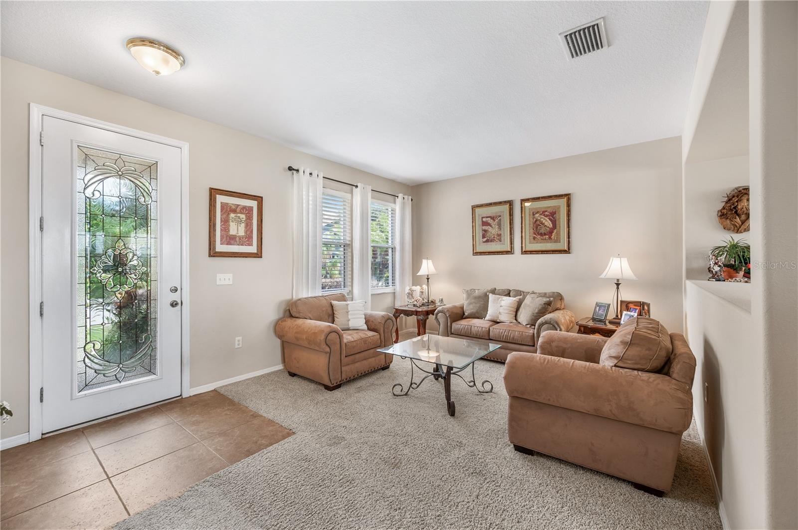 6937 LAKE EAGLEBROOKE DR