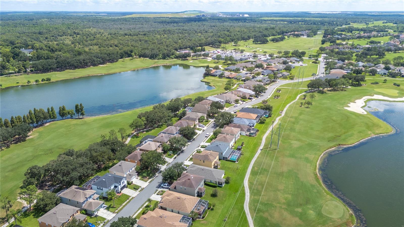 6937 LAKE EAGLEBROOKE DR