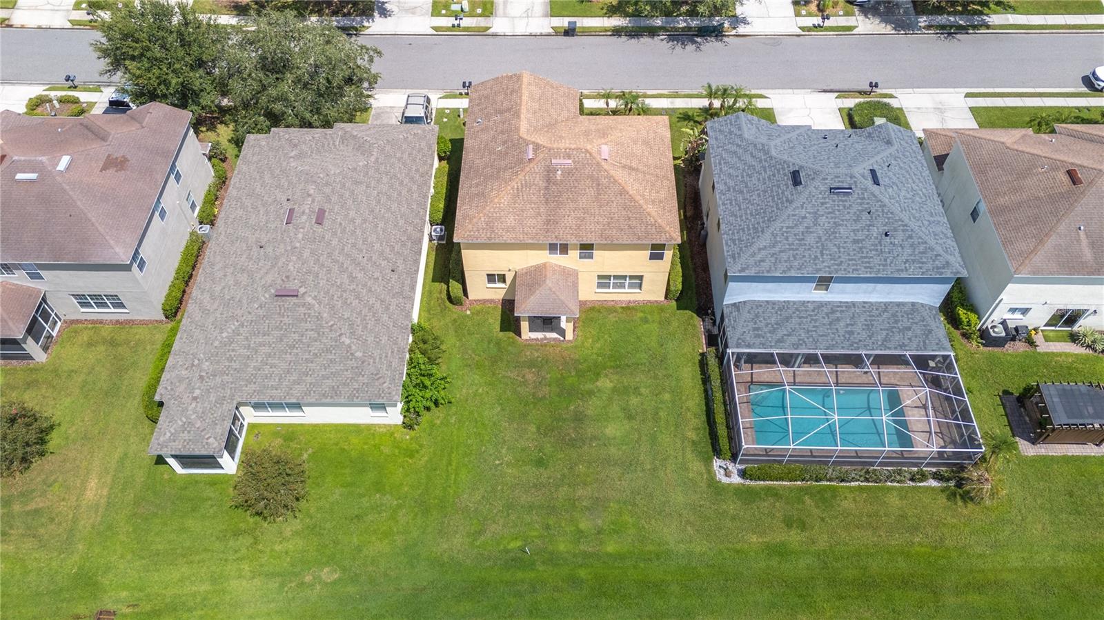 6937 LAKE EAGLEBROOKE DR