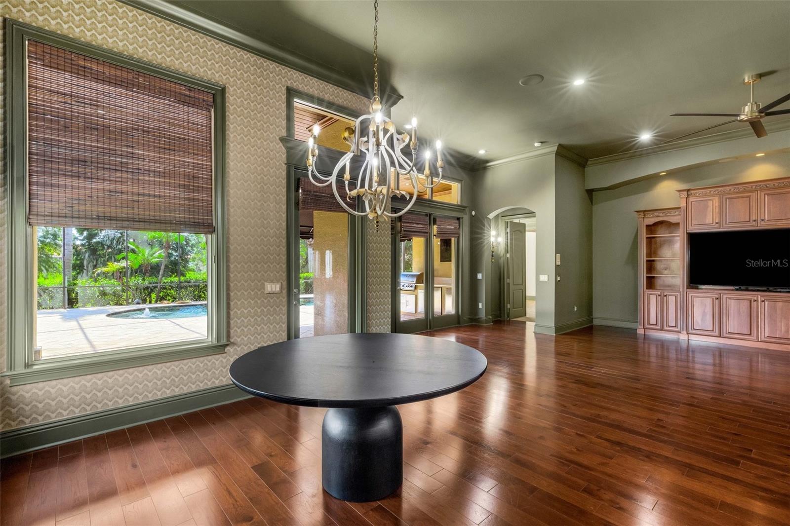 2734 BELLERIVE DR