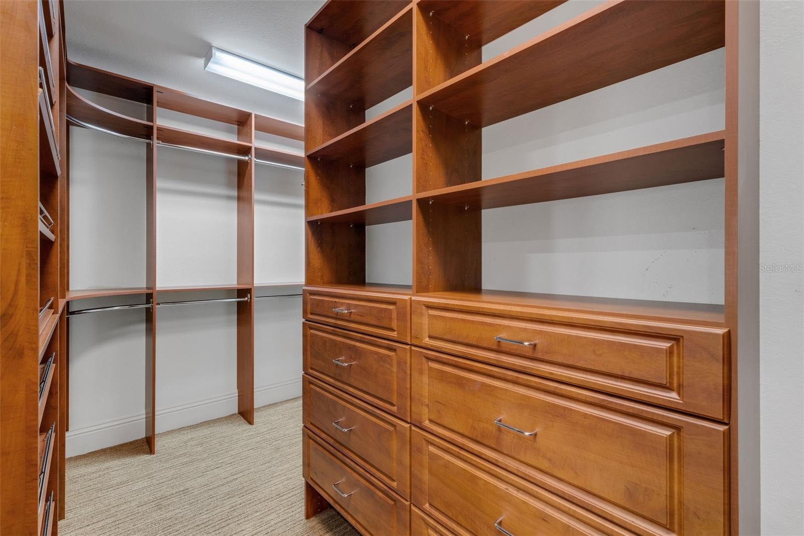 2734 BELLERIVE DR