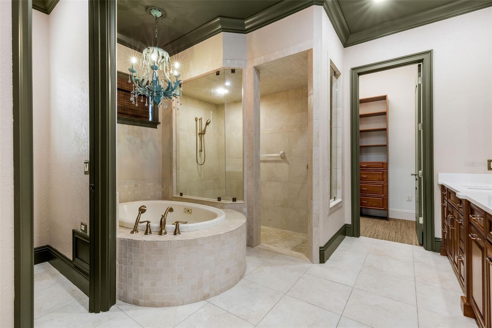 2734 BELLERIVE DR