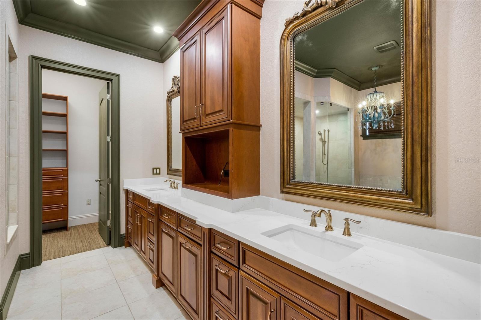 2734 BELLERIVE DR