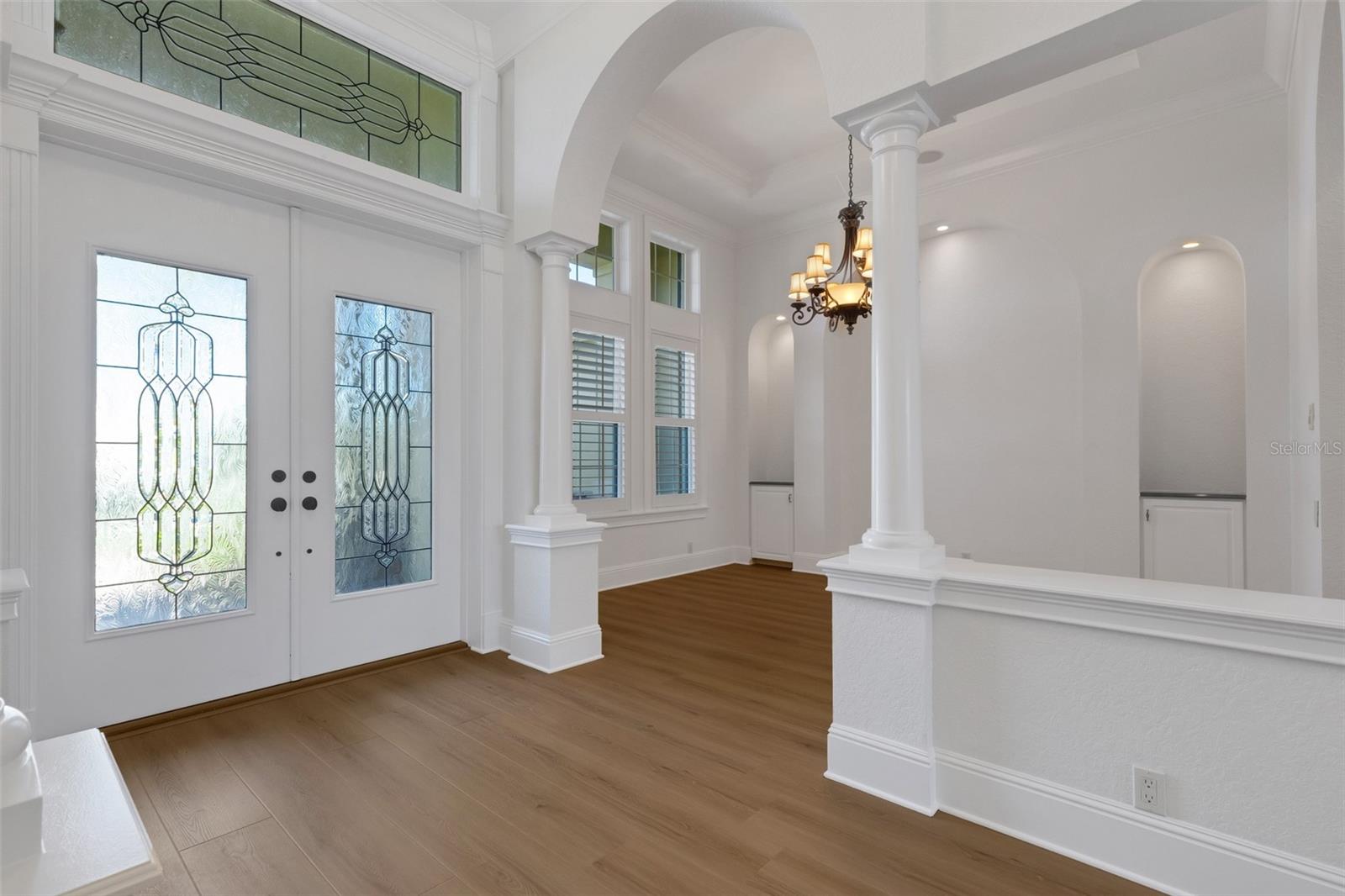 6562 EAGLE VIEW LOOP