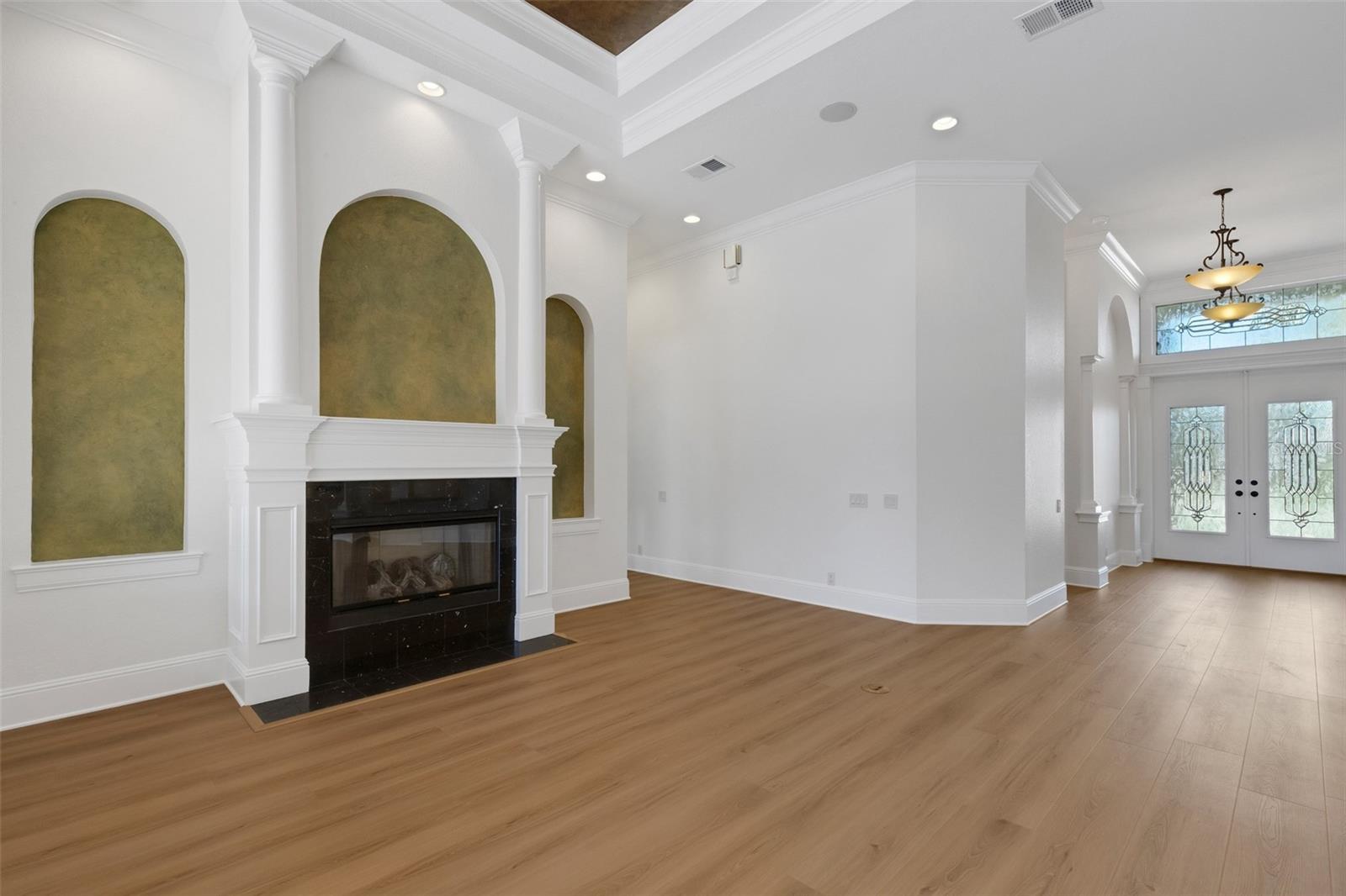 6562 EAGLE VIEW LOOP