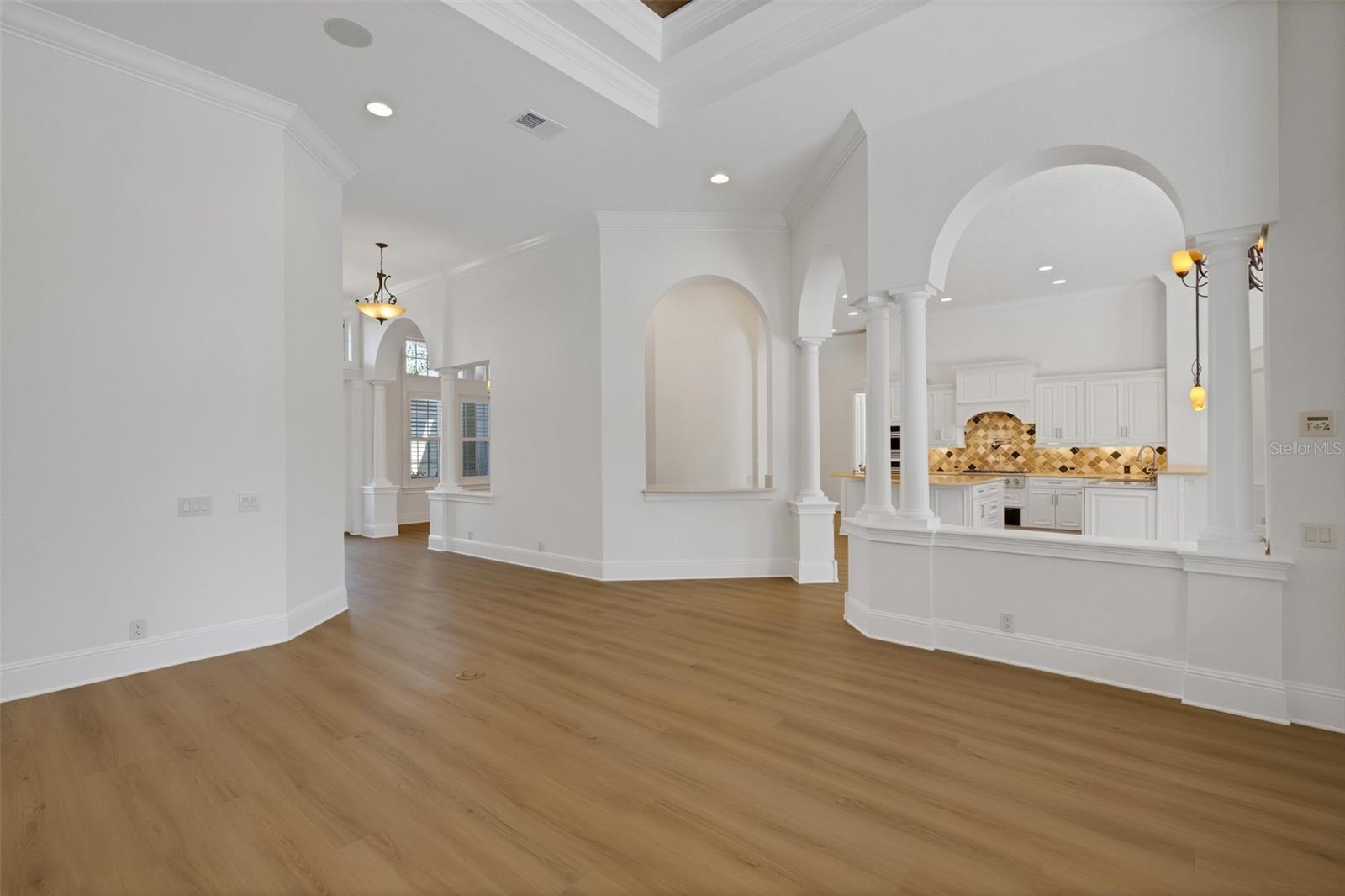 6562 EAGLE VIEW LOOP
