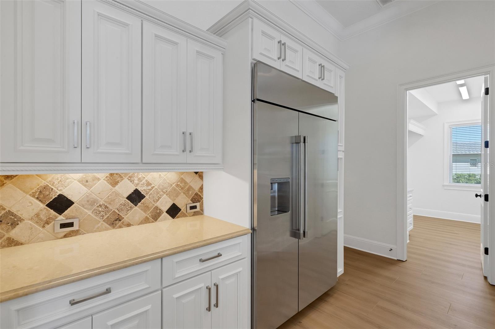 6562 EAGLE VIEW LOOP