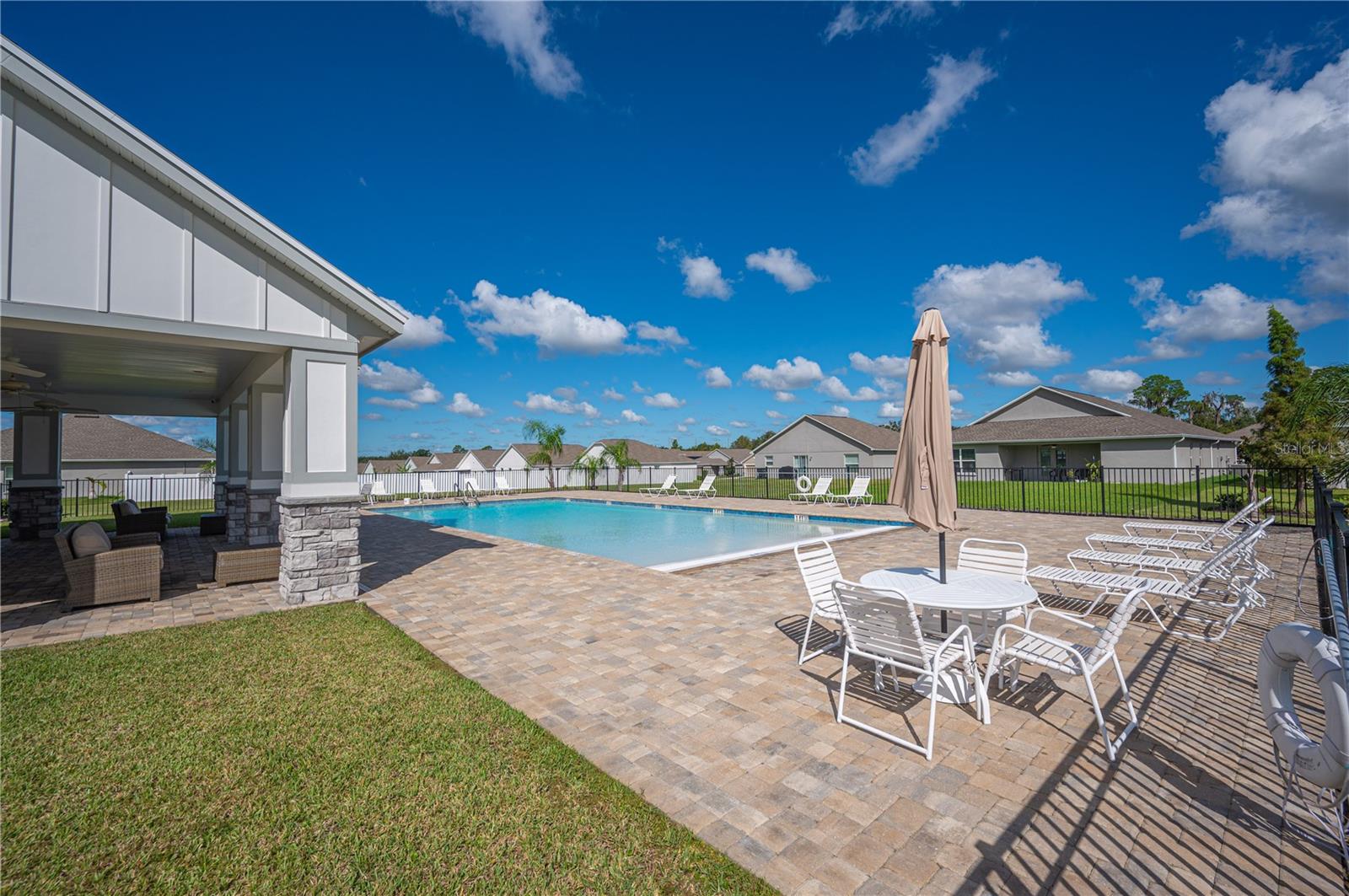 1279 PINTAIL PL