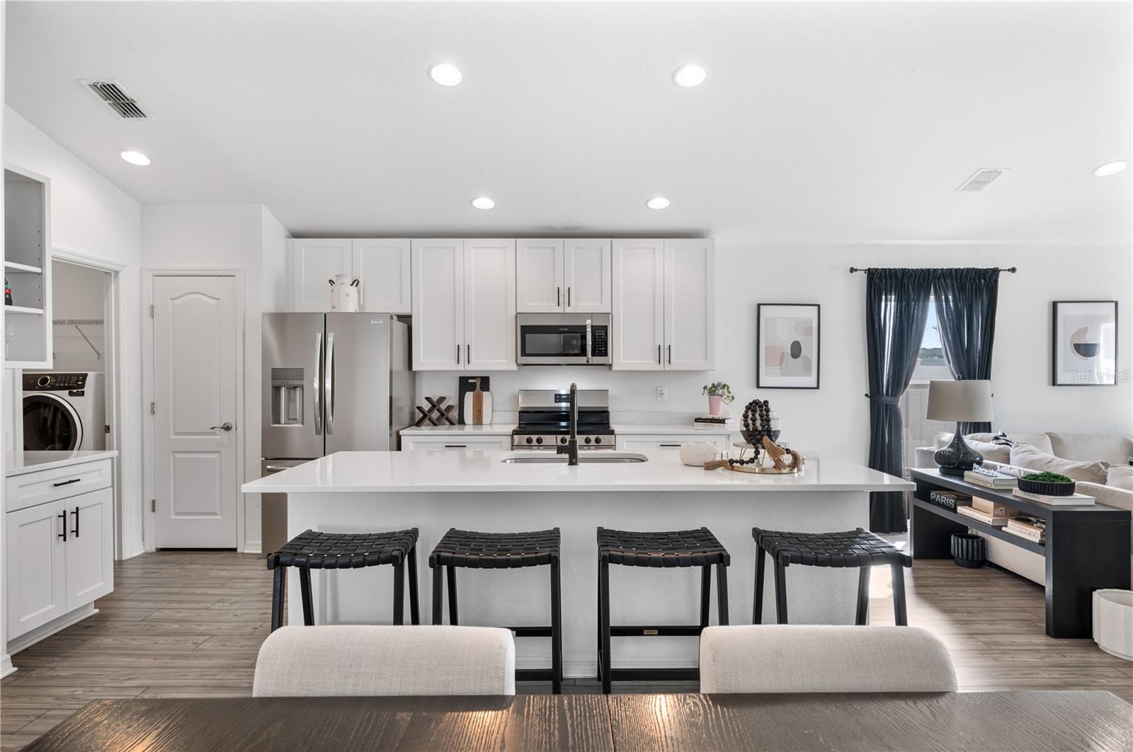 1279 PINTAIL PL