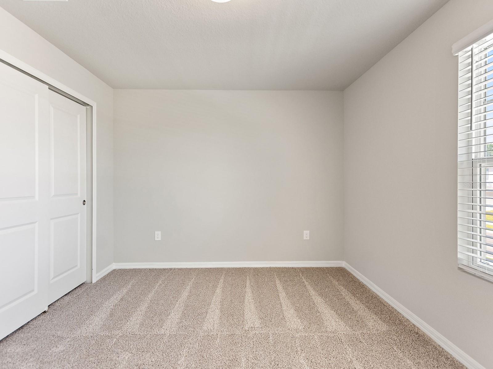 1208 OAK VALLEY DR