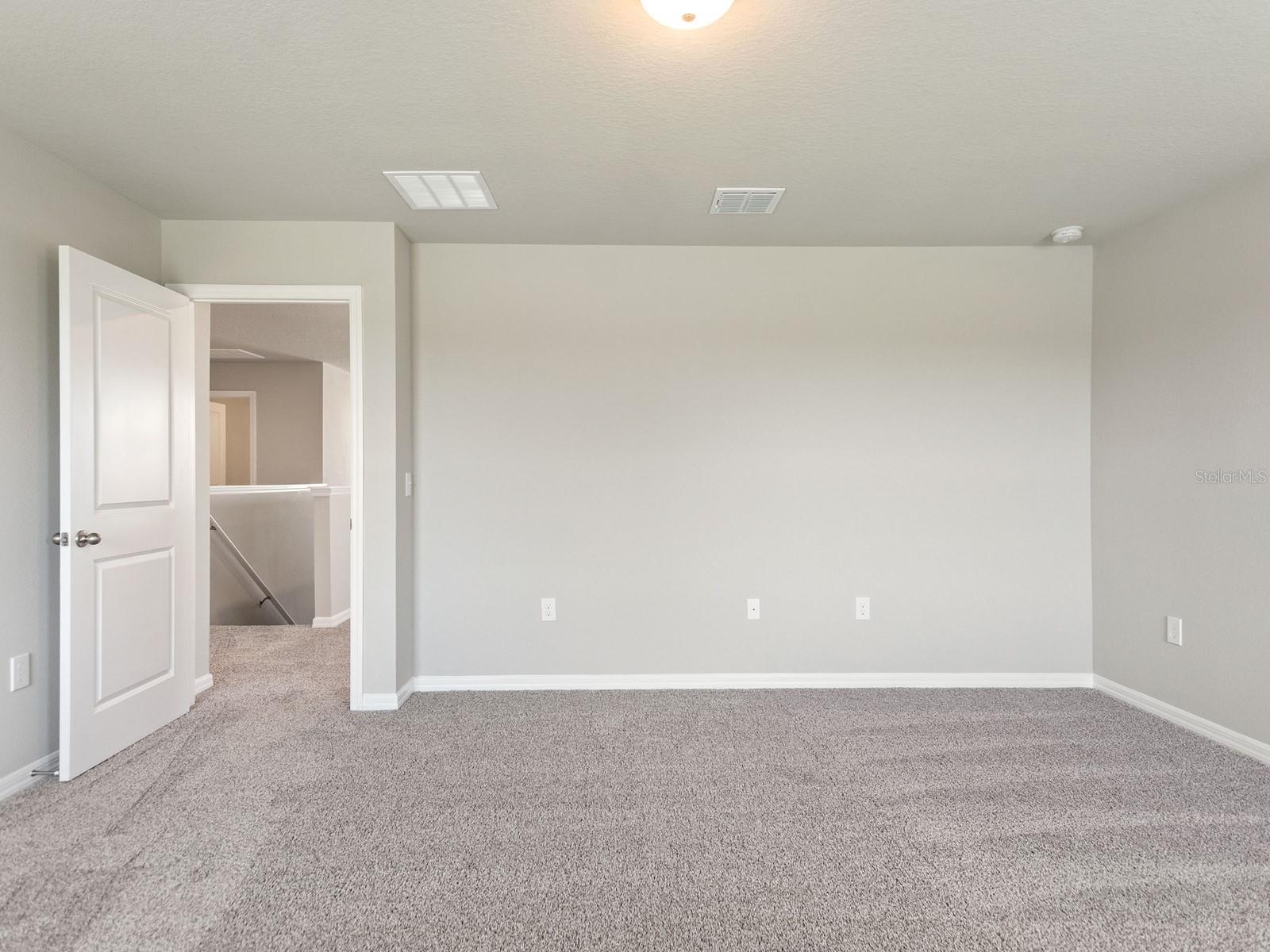 1208 OAK VALLEY DR